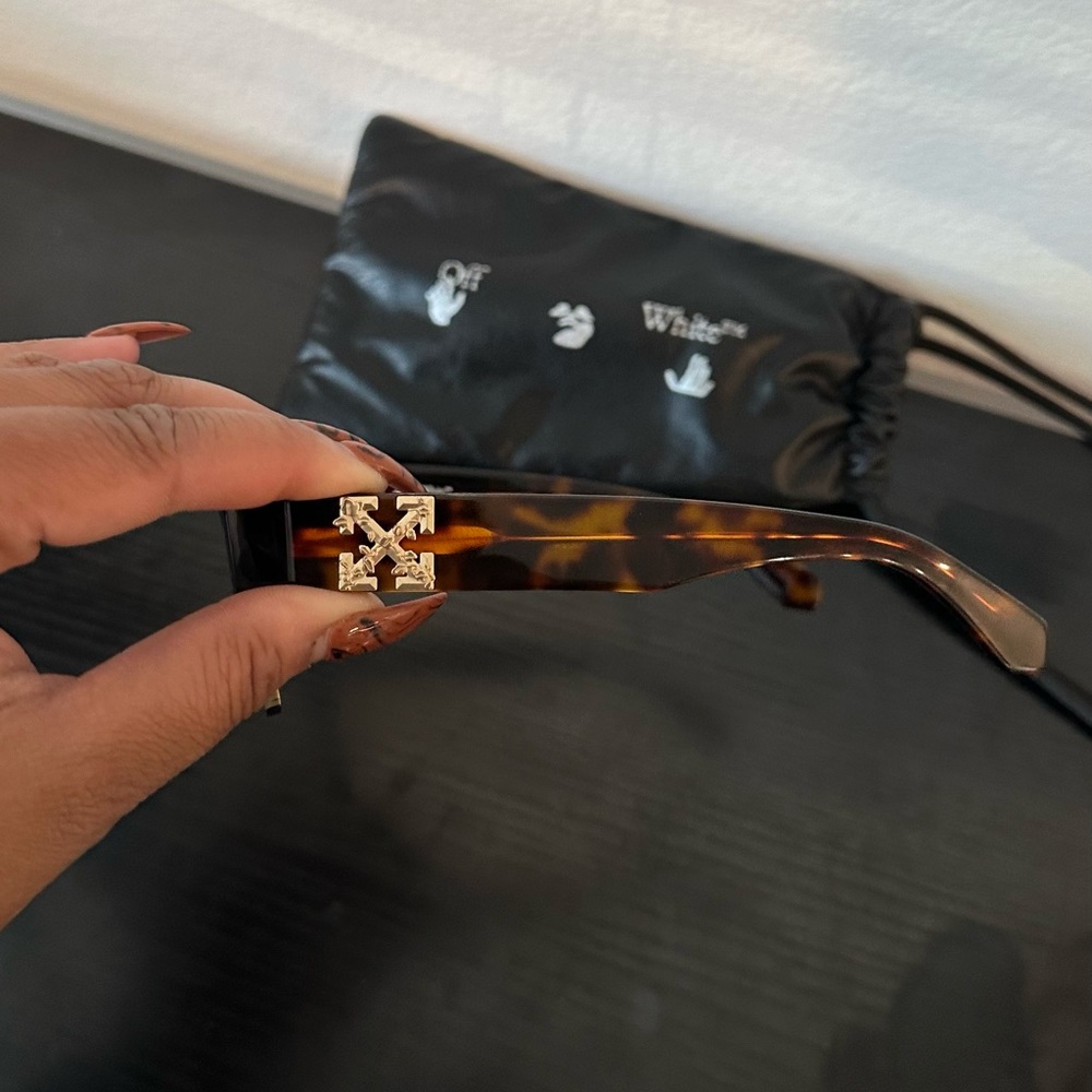 Off-White Washington Square Sunglasses - image 2